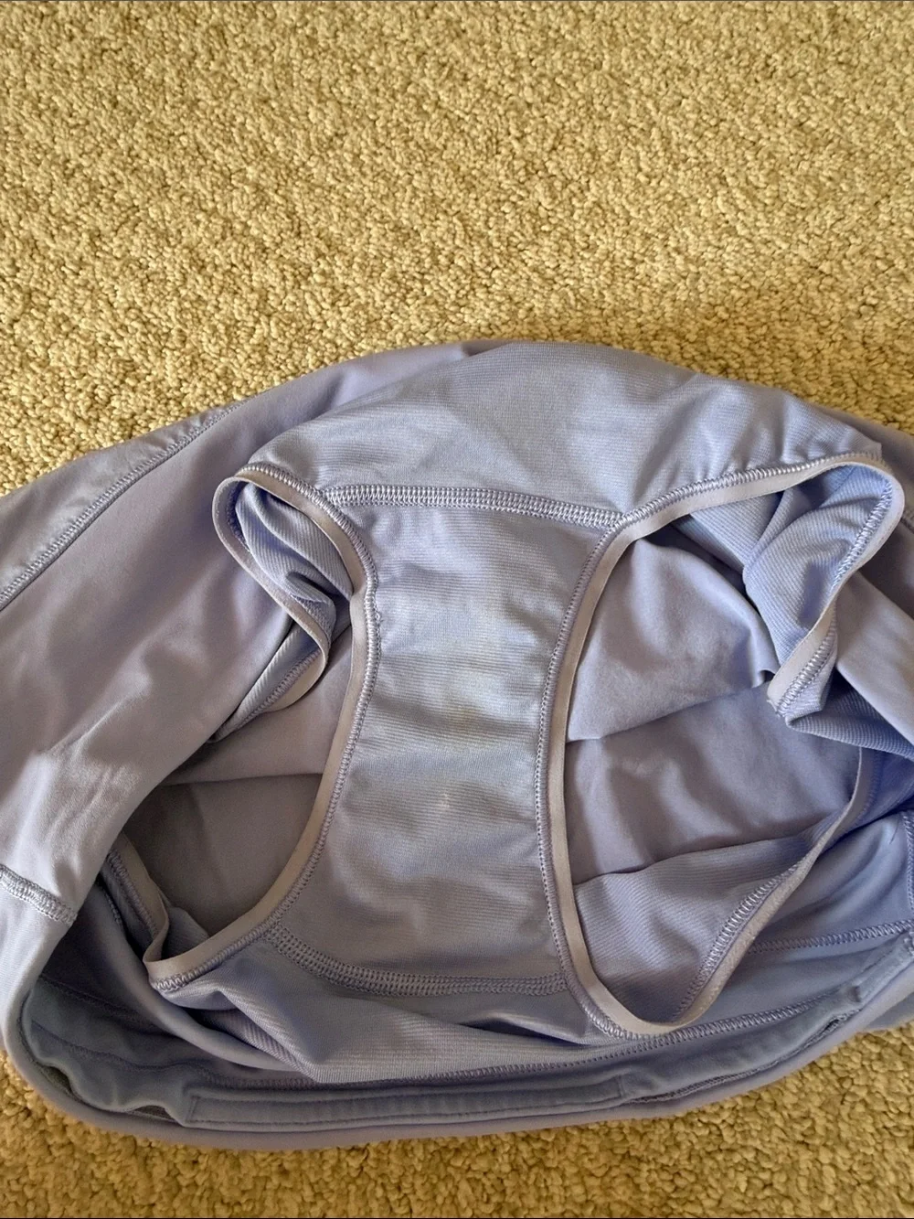 Lululemon high/medium rise lilac speed up shorts 4 inch length
